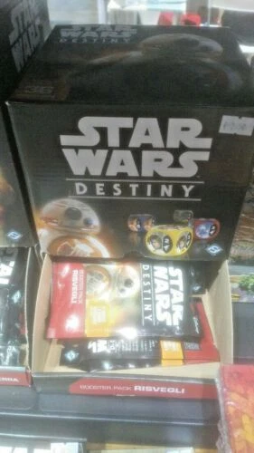 Carte gioco collezionabili in italiano da pacchetto