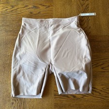 Skims Body Butt Enhancing Short Size M Sienna