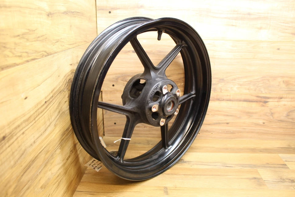 08-10 Llanta delantera negra 17x3,50 Kawasaki Ninja ZX-10R ZX10R ZX 10 R Foto 4 de 4