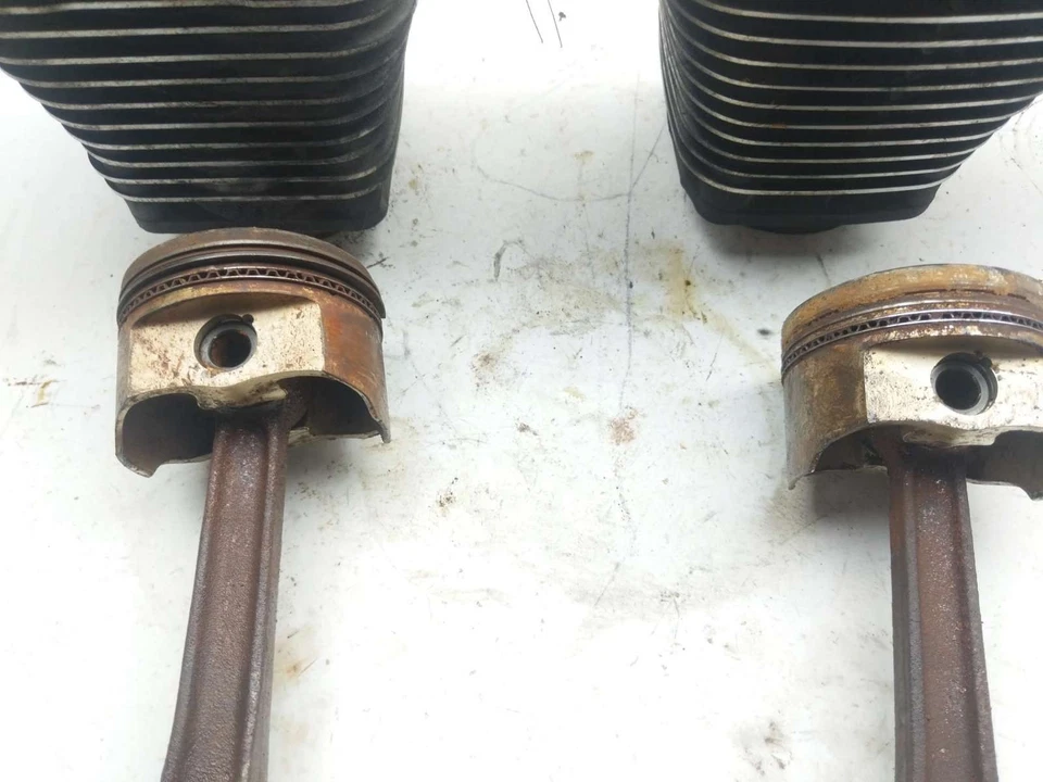 Jarra de culata de motor Harley FLHR Road King 94-99 con pistones y varillas Foto 3 de 4