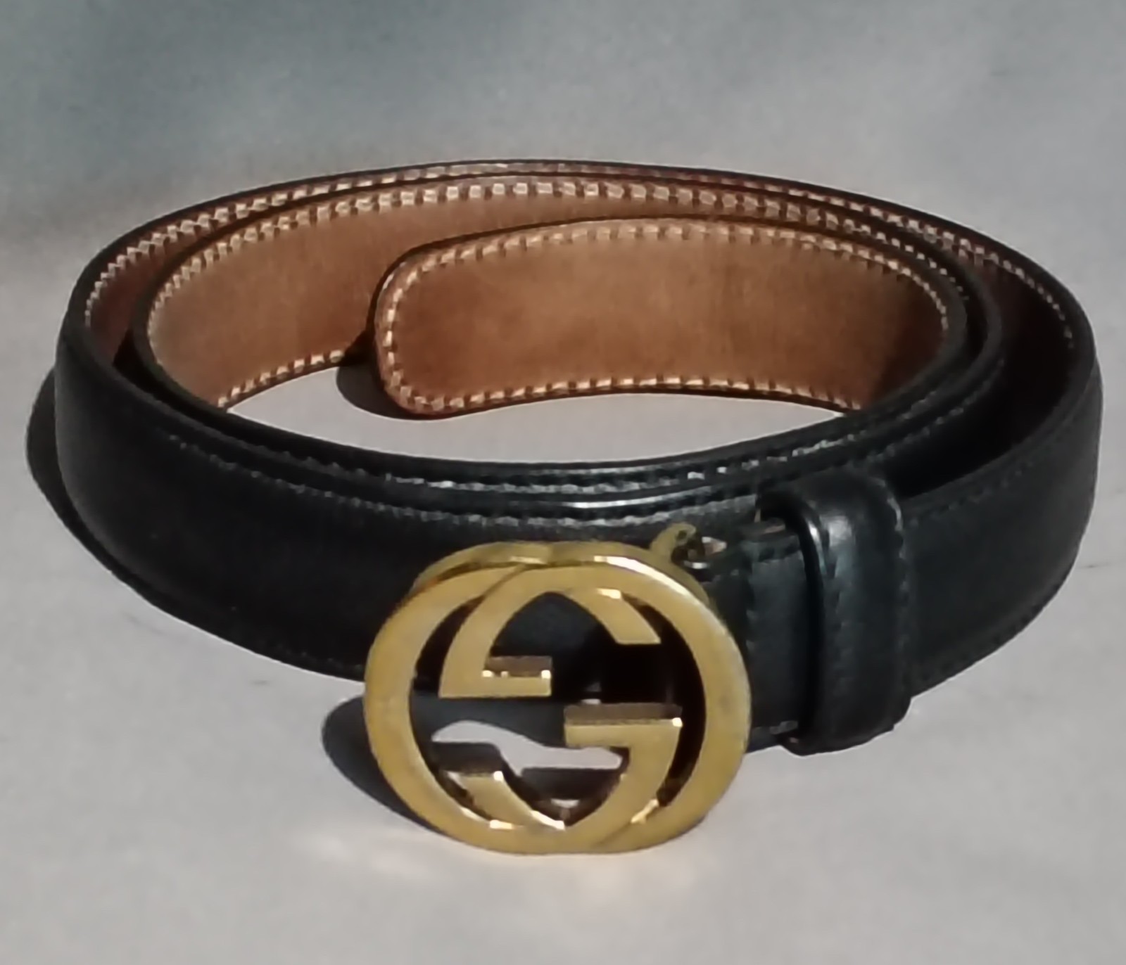 AUTHENTIC Gucci Interlocking G Belt Black Leather Gold Buckle 75/30 QUICK SALE
