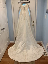 Stunning NEW Strapless Bonny Bridal SZ 18 Wedding Dress Embroidered Beaded $1300