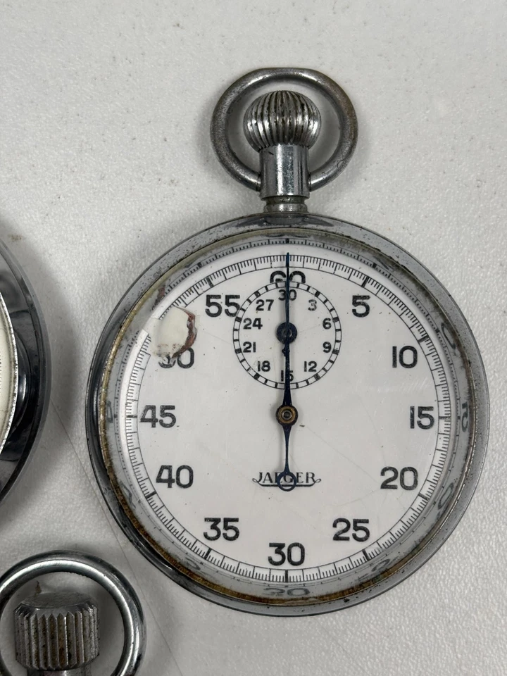 Lot de 5 anciens Chronomètres JAEGER BRUNEX DERMONT... à réparer ou pour pièces - Photo 4/4