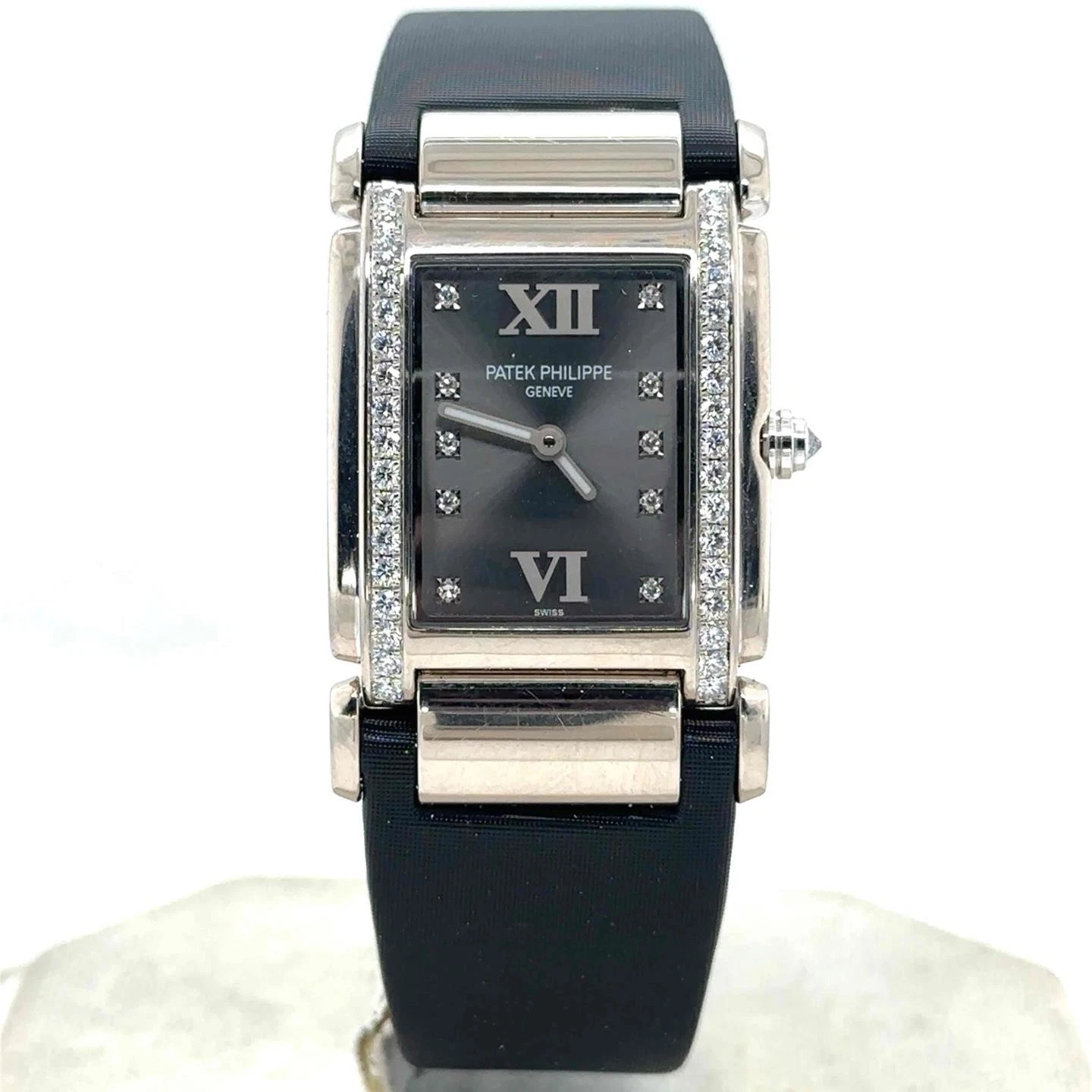 Patek Philippe — Patek Philippe Twenty~4 25mm Quartz Gray Dial 18k White Gold Ladies 4920G-001