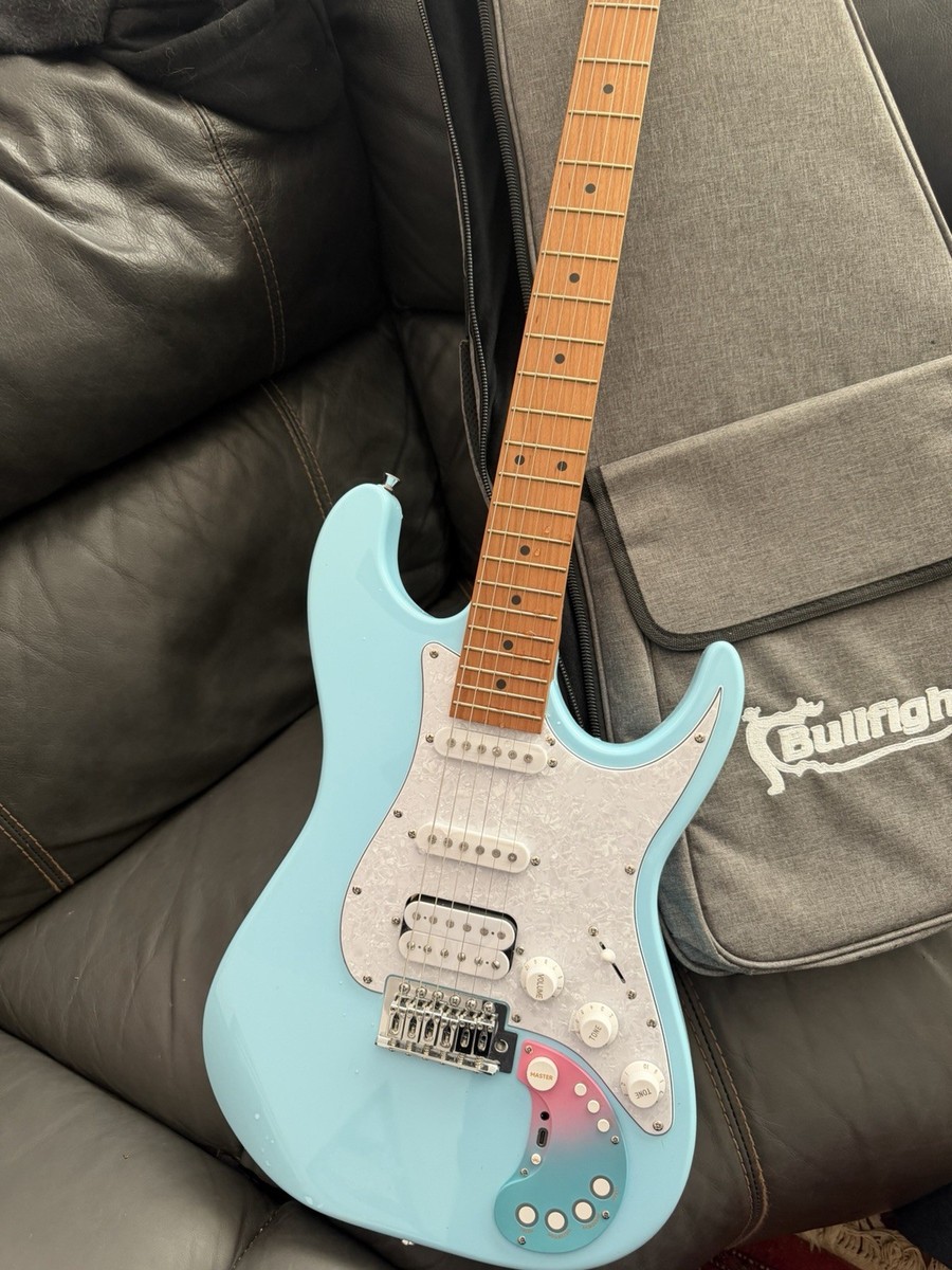 Bullfighter D-160SE (新古品) Bullfighter Intelligent ST-style electric guitar D160SE W/ Digital