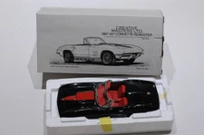 CREATIVE MASTERS 1967 CHEVROLET CORVETTE 427 BLACK SCALE 1:24 DIECAST 8805