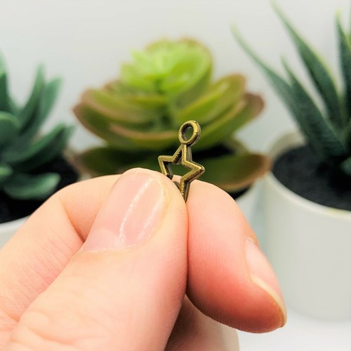 4, 20 or 50 BULK pcs Bronze Star Charms, Astronomy, Open Star- US Seller - BR151 - Picture 4 of 4