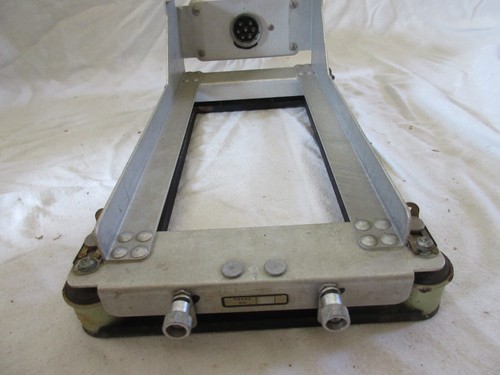 SIGNAL CORPS US ARMY COMMAND RADIO FT-234-A TRANSMITTER RACK AND SHOCK MOUNT NOS - Photo 6/6