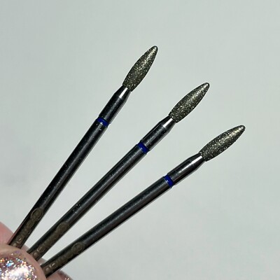 Bohrkrone Diamant mittlere Flamme 2,5 mm stumpfe sichere Spitze Bit Nagelhaut Maniküre 1 Stück