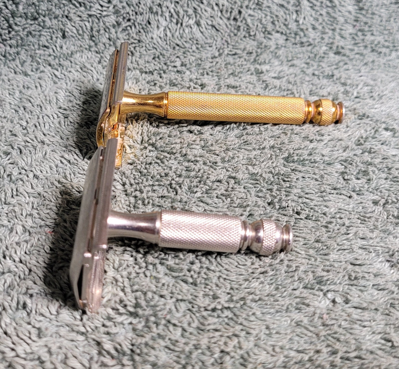 2 Vintage Gillette Safety Razors eBay
