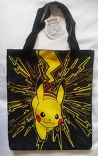 Shoulder Bag Young Woman Pokémon Pikachu Black and Yellow Colors  
