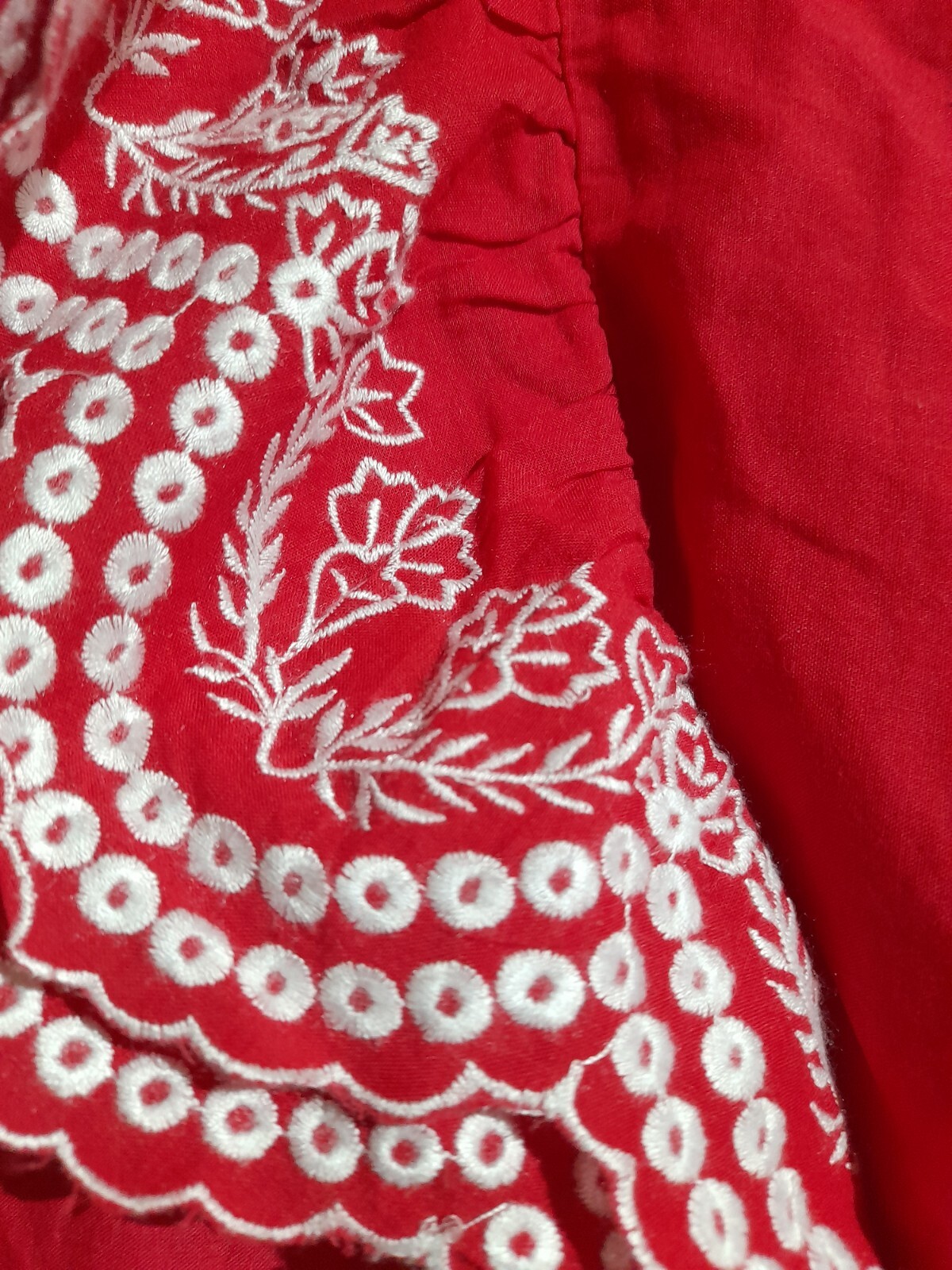 Picture 2 of 9