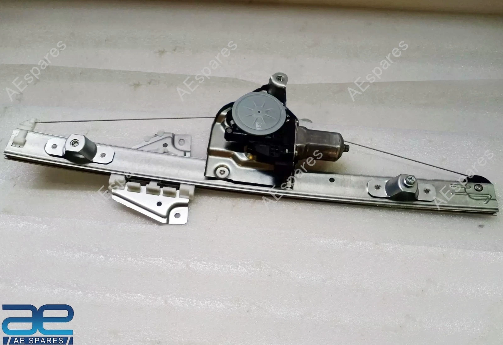 Rear Door Window Regulator RH For Suzuki Grand Vitara 2007-2015 83501-65J01 view 3