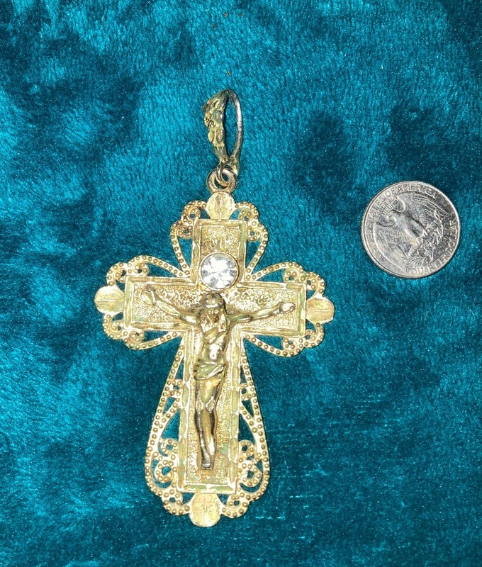 Gold Tone Filigree Crucifix Cross Pendant Christian Large with Stone 5 Grams