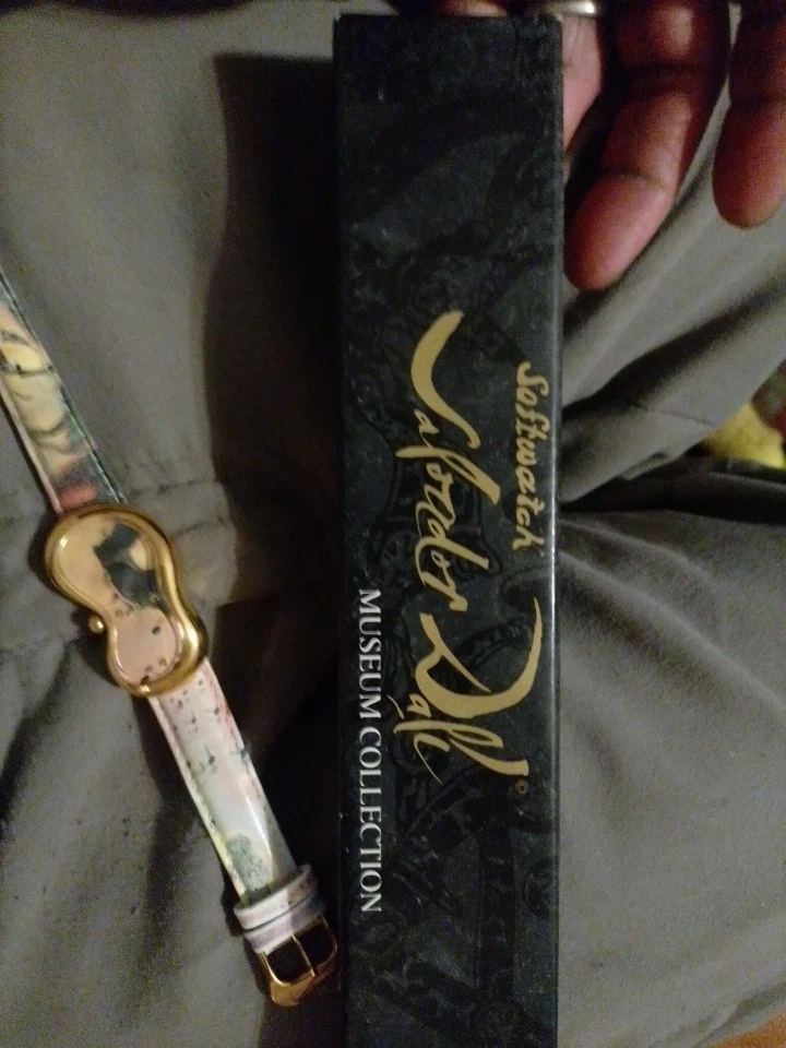 Salvador Dali Softwatch By Exaequo Geneve Melting Watch 92009 Box manual - Image 2 of 4