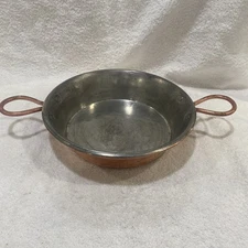 Vintage round casserole/au Gratin pan lined copper 9” - 1.3lbs