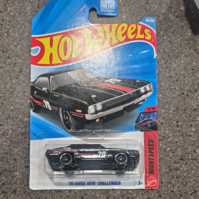 Hot Wheels Night Speed '70 Dodge HEMI Challenger 1:64 Black Diecast Unopened
