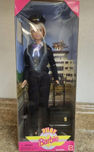 NEW Barbie Pilot Doll Special Edition #24017 Mattel  1999 w/Suitcase VTG