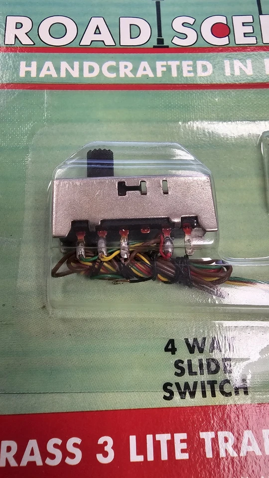 Model Power N Scale Road Scenes 4 Way Slide Switch Traffic Signal NOS - Image 3 of 4