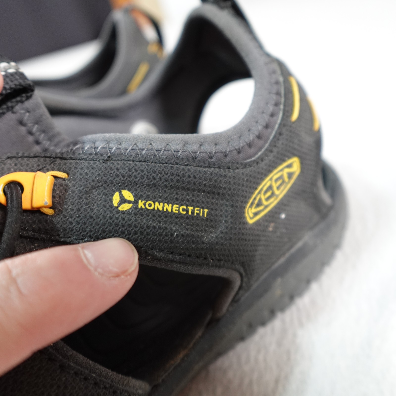 Sandali Keen uomo taglia 12 neri KONNECTFIT scarpe acqua acqua stop escursionismo outdoor