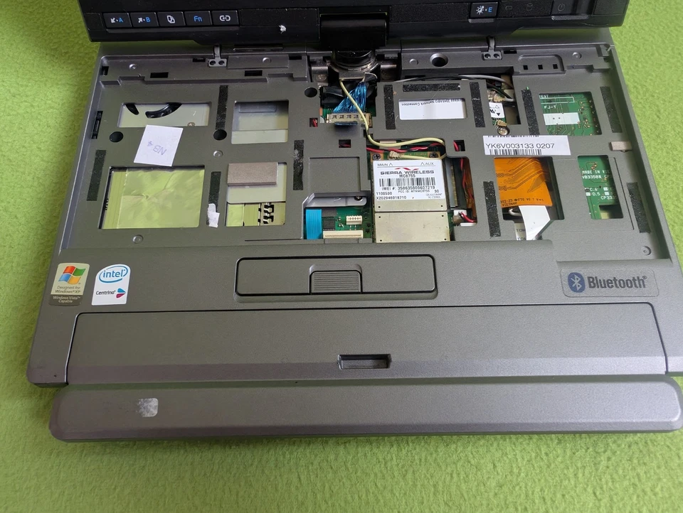 Fujitsu Siemens LifeBook P1610 Ultra Portable Laptop Tablet Notebook Retro Spare - Image 2 of 4