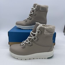 Columbia Women's Moritza Waterproof Leather Snow Boot Size 6 Tan NEW 110