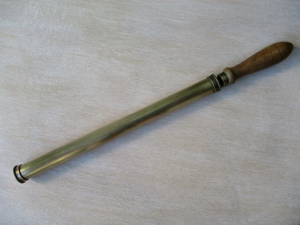 SERINGUE BRUINEUSE ancienne - Photo 3/3