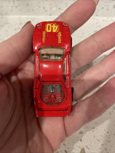 Vintage Hot Wheels Red Ferrari F40 Die Cast Car Toy 1988 Mattel 1/64 - Picture 6 of 8