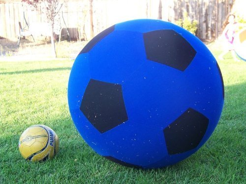 Aufblasbare 30" riesige Fußball- und Volleyball-Kombination - zwei riesige Bälle (keine Pumpe) - Bild 2 von 2
