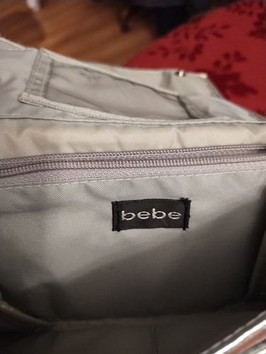 Bebe Women's Vintage Wallet Chrome Silver 4 Card Slots 1 DL Slot Foldable Wallet - Picture 7 of 13