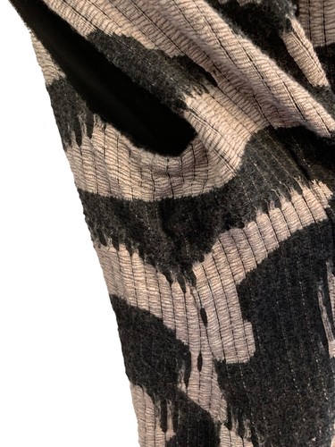 ESCADA SLEEVELESS BLACK / PINK DRESS SIZE 36 RIBBED JACQUARD MSRP $1695 - Picture 7 of 17