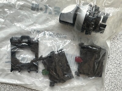 NEW Eaton M22-WRK-K11 Selector Switch 2 Position Maintained 1NO 1NC M22-K01 K10
