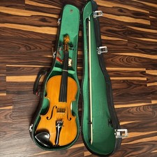 Student Violin with Case and Bow-Great Condition-Perfect for Beginners