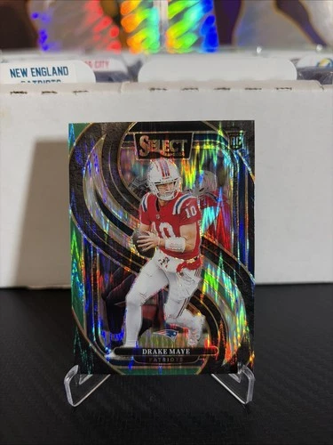 2024 Panini Select -Premier Level Drake Maye #113 Black & Green Shock Prizm (RC)