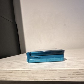 Nintendo 3DS Blue Handheld Console 128GB SD Wireless Capability Headphone Jack