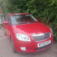 Skoda Fabia Green line Diesel Spares/Repairs (Running, Suspect Damage Cam Shaft)