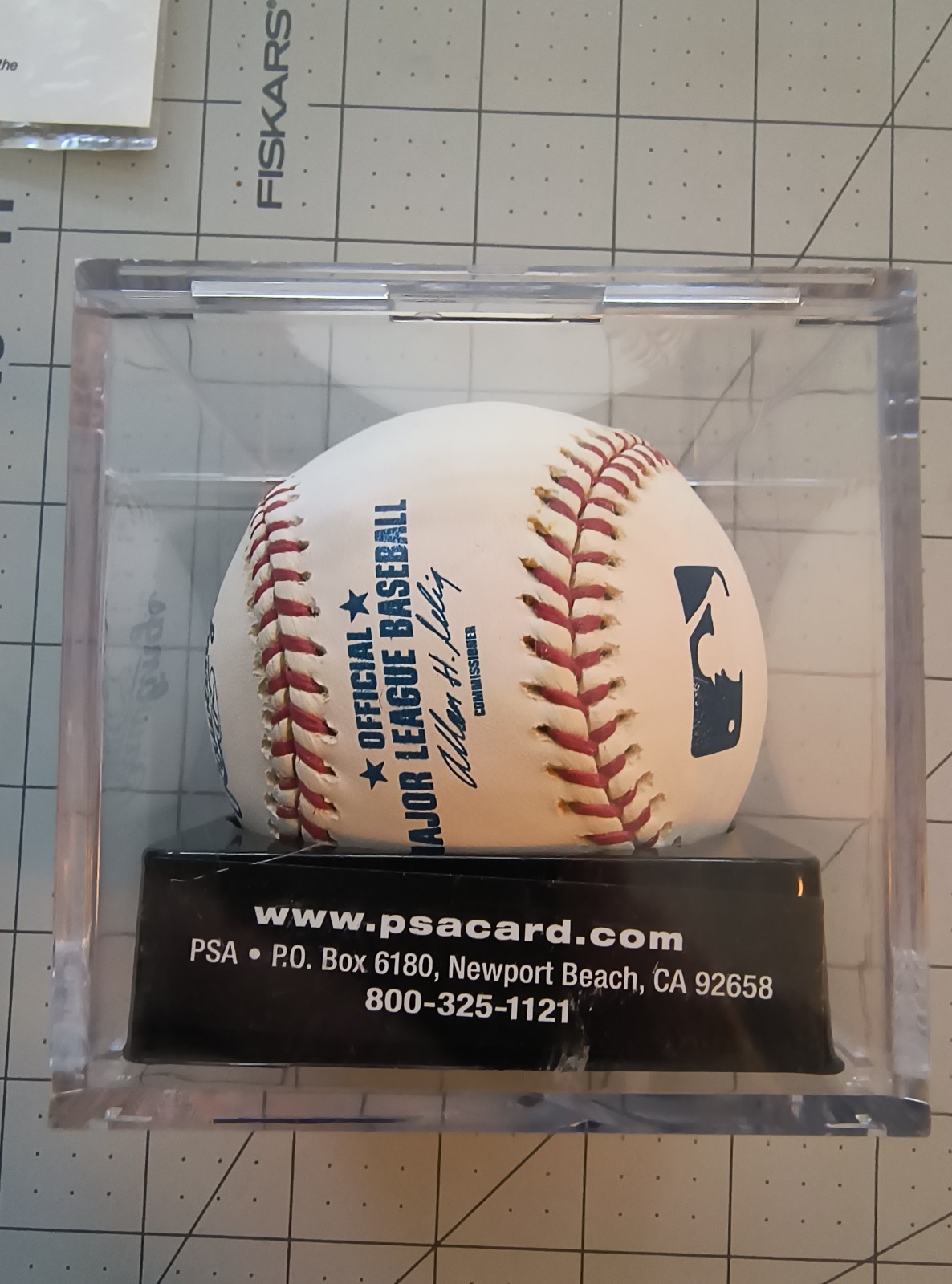 PSA DNA Willie Mays Autographed Baseball SSB - Sweet Spot Mint + 9.5 view 7