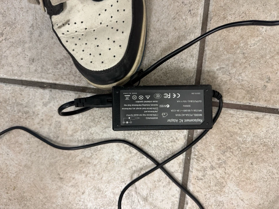 Sony VAIO PCG-4A1L 10.5" Pentium M 1GHz 508MB RAM 40GB Windows Vista Business Foto 4 de 4