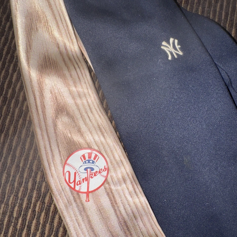 Juego de corbatas oficiales auténticas 1987 New York Yankees (2) Foto 2 de 4