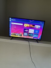 32  Roku Smart TV in good working condition. Slightly used