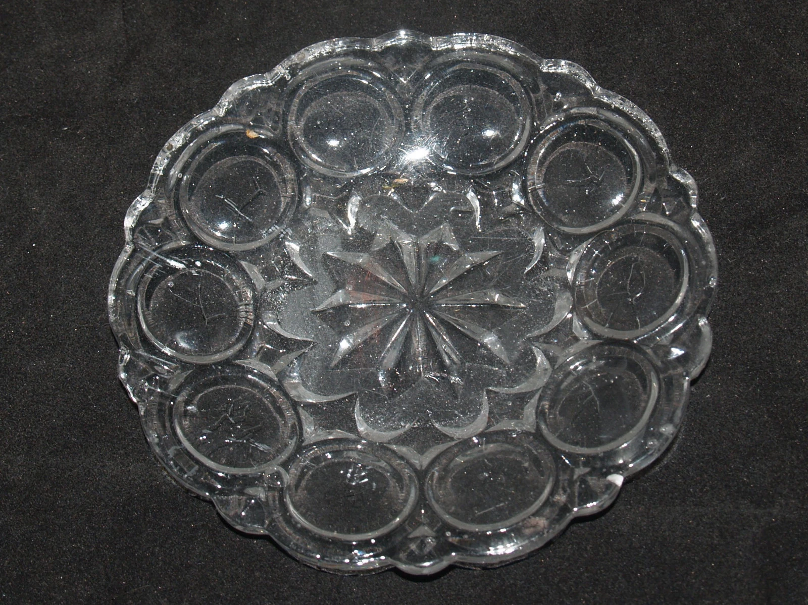 ANTIQUE AMERICAN SANDWICH GLASS PRESSED PLATE NAPPY CRUDE ROSETTE AND BULL'S EYE