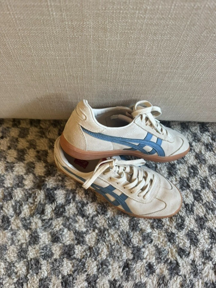 Onitsuka Tiger, Off white suede and powder blue US mens 5 - Image 2 of 4