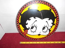 VINTAGE 11 3/4 BETTY BOOP SEXY LADY ADVERTISING SIGN HEAVY DIE CUT METAL - 946 B