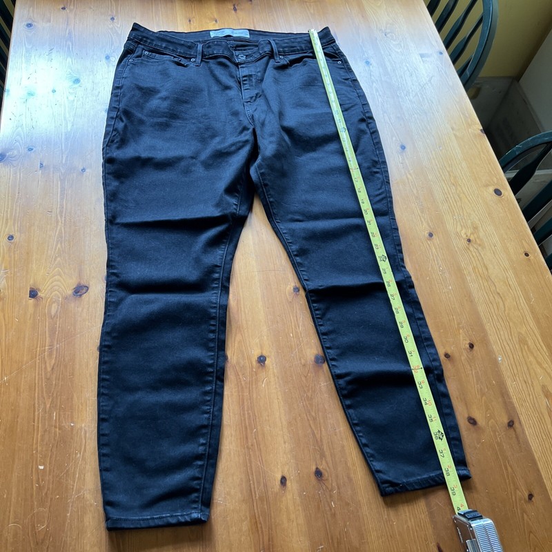 Levi’s Signature Strauss Black Mid Rise Skinny Irregular Jeans Size 20
