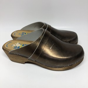 gold clogs metallic