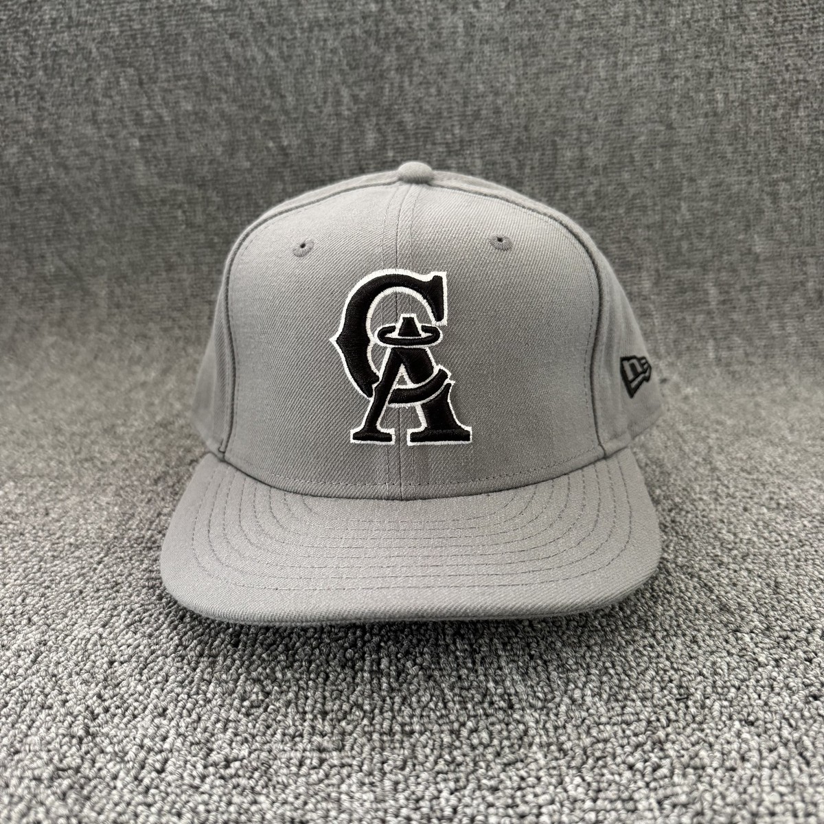 New Era CA Angels 9FIFTY Snapback Flat Brim Grey One Size Hat