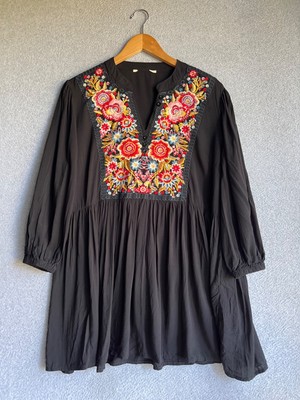 green emerald velvet dress Savanna Jane Floral Embroidered Long Sleeve Dresses 1x