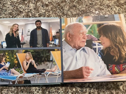 DEAD TO ME 2019 NETFLIX FYC DVD SET~3 DISCS 10 EPISODES WILL FERRELL CHRISTINA A - Picture 5 of 12