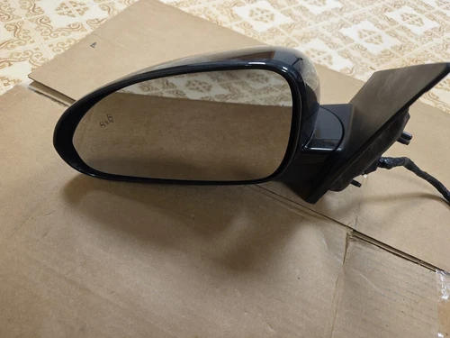 2013-17 Buick Enclave Driver Left Mirror turn signal blind spot Carbon Black