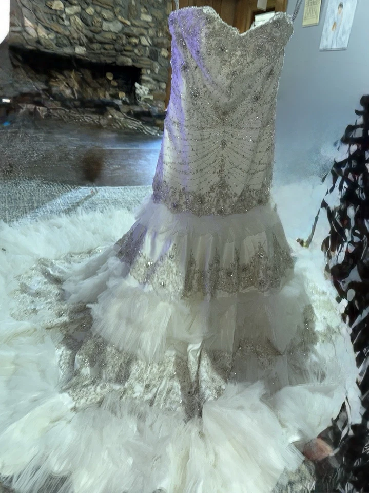 Tony Bowls Mon Cheri Bridal Wedding Dress Size 4 Resized From 8 Heavy Dress - Image 2 of 4